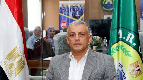 محافظ الاسماعيلية 