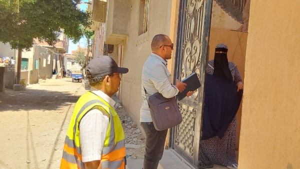 مياه الفيوم تكثف حملات التوعية الميدانية لشرح توسعات الصرف الصحي وتشجيع المشاركة المجتمعية