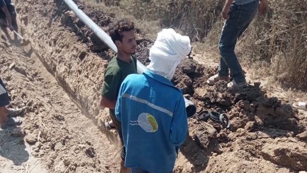 انقطاع المياه بعد كسر خط رئيسي بمركز يوسف الصديق في الفيوم