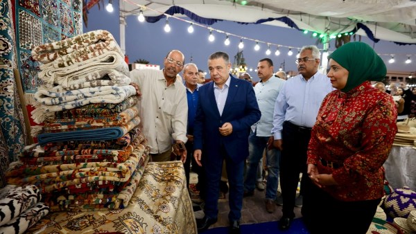 معرض "إيد حكاية" بالغردقة يستقبل "أيادي مصر الفيوم" للعام الثاني
