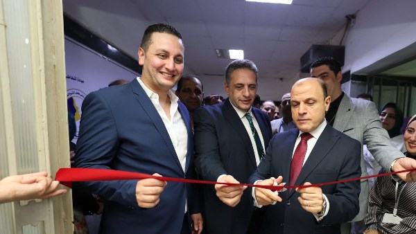 محافظ كفرالشيخ يفتتح عيادة التخاطب بالمستشفي العام 