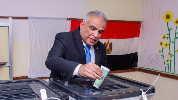د،محمد حسين رئيس جامعة طنطا د،محمد حسين رئيس جامعة طنطا