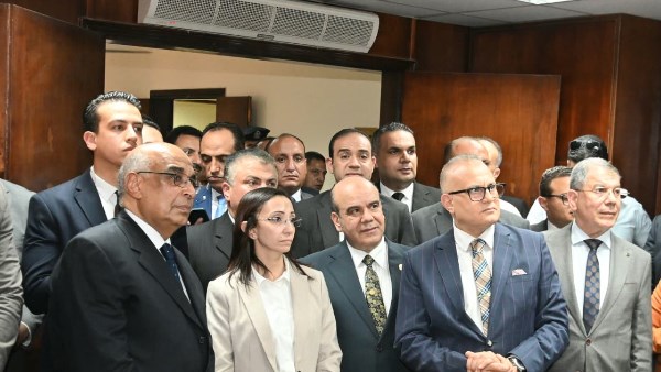 وزير العدل في الشهر العقاري بكفر الدوار 