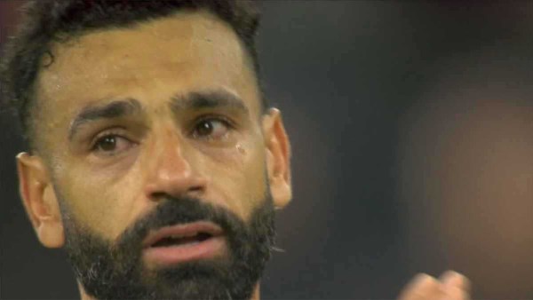 بكاء محمد صلاح
