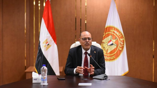 وزير العمل