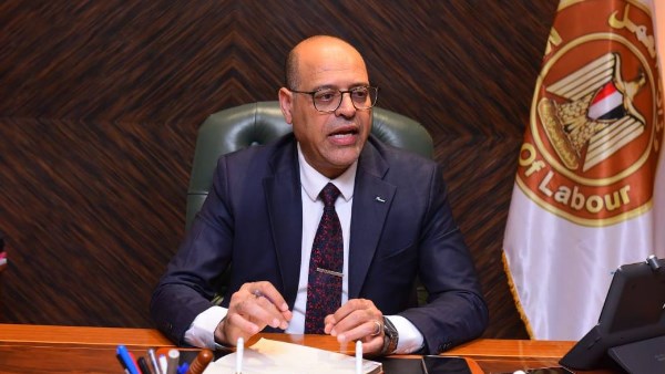 وزير العمل