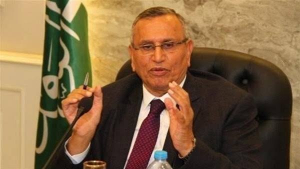 الدكتور عبد السند يمامة 