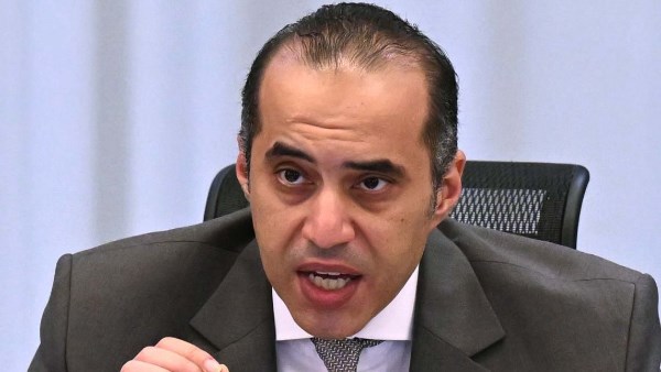 المستشار محمود فوزي، وزير الشؤون النيابية والقانونية والتواصل السياسي