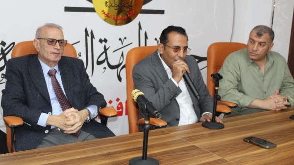 جانب من الاجتماع 