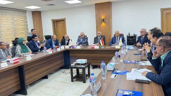 جنانب من الاجتماع