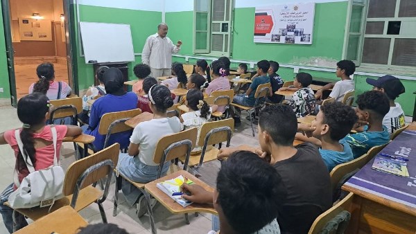 أنشطة تثقيفية وبرامج لدعم المواهب بقصور الثقافة