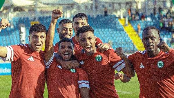 فرحة لاعبي مودرن سبورت