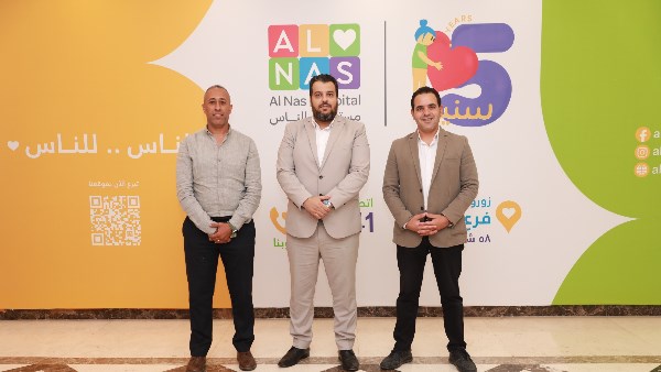 سعيد إمبابي في زيارة لمستشفى الناس