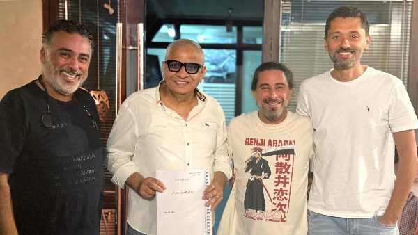 أبطال احنا والقمر جيران