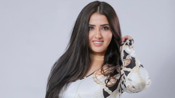  نور فخري