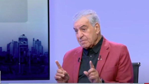 زاهي حواس