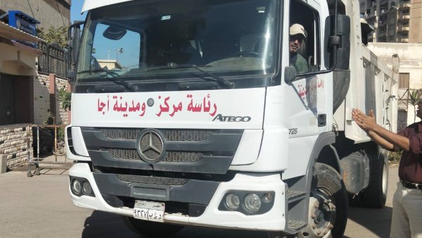 تنفيذ أعمال حملة النظافة