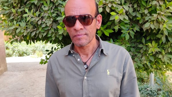 والد نزال إحدى ضحايا مطاردة طريق الواحات والد نزال إحدى ضحايا مطاردة طريق الواحات