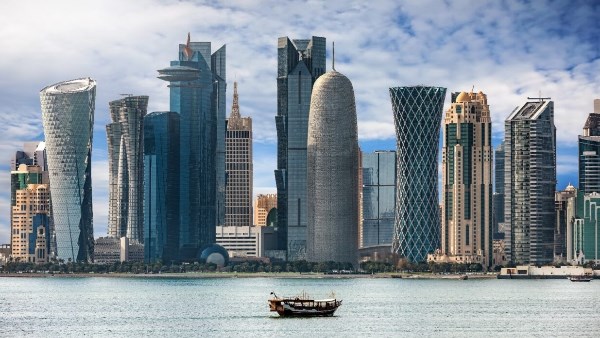 رويترز": سماع دوي عدة انفجارات في العاصمة القطرية الدوحة