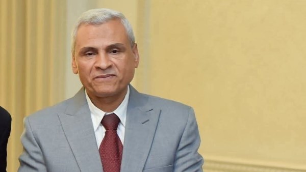وفاة مدير مدرسة بقنا خلال الطابور الصباحي.. ونقيب المعلمين يوجه بمساندة أسرته