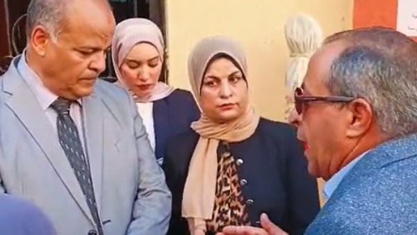 محافظ بورسعيد يُحيل مديرة مدرسة للتحقيق