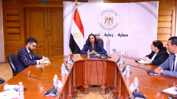  وزيرة التضامن الاجتماعي تترأس اجتماعًا لمتابعة الحصر الوطني للحضانات