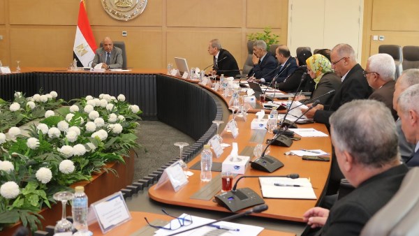 وزير الكهرباء يتابع خطة الصيانة وتطوير الشبكة الموحدة لضمان كفاءة التشغيل