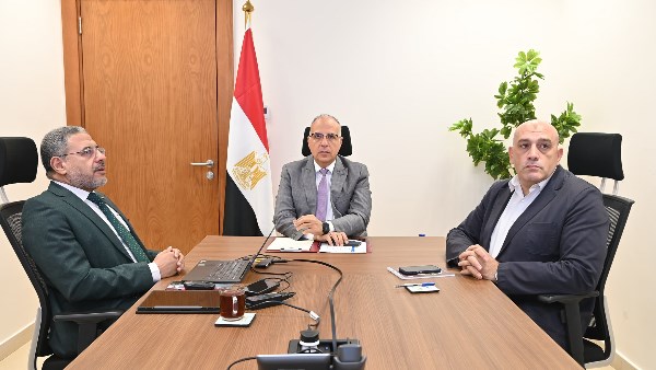 وزير الري يتابع جهود المركز القومي لبحوث المياه في دعم منظومة إدارة الموارد المائية وتطبيق تقنيات الري الذكي