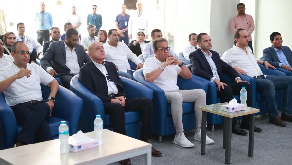 وزير الصحة يشهد تدشين 6 معدات جديدة للفرم والتعقيم في عدد من المحافظات