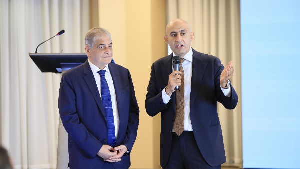 وزير التربية والتعليم يستعرض نجاحات المرحلة الأولى من البرنامج القومي لتنمية مهارات اللغة العربية