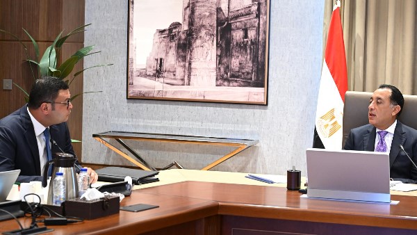 رئيس الوزراء يستعرض ملامح الاستراتيجية الوطنية للعمران والبناء الأخضر