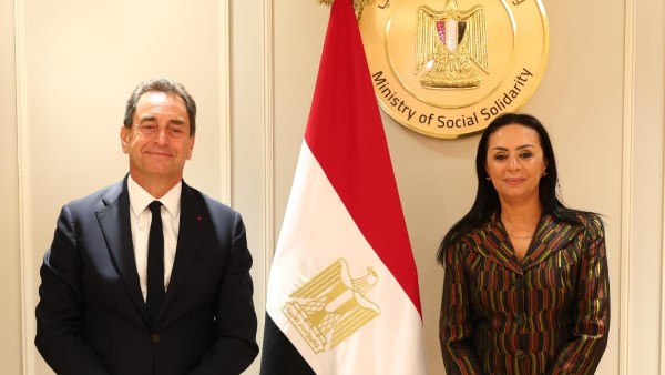 وزيرة التضامن تبحث مع السفير الفرنسي تعزيز التعاون في الحماية الاجتماعية والتمكين الاقتصادي
