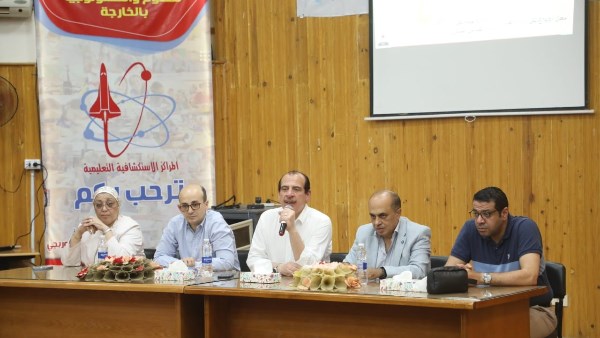 نائب وزير الصحة يعقد اجتماعًا موسعًا بالوادي الجديد لمتابعة جودة الخدمات الصحية وتعزيز مكافحة العدوى