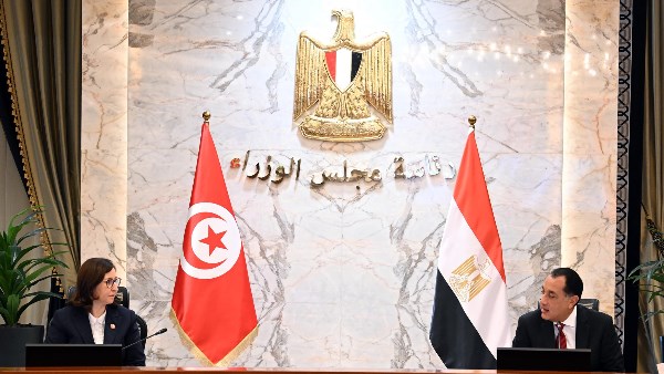 رئيسا وزراء مصر وتونس يترأسان أعمال اللجنة العليا المصرية التونسية المشتركة