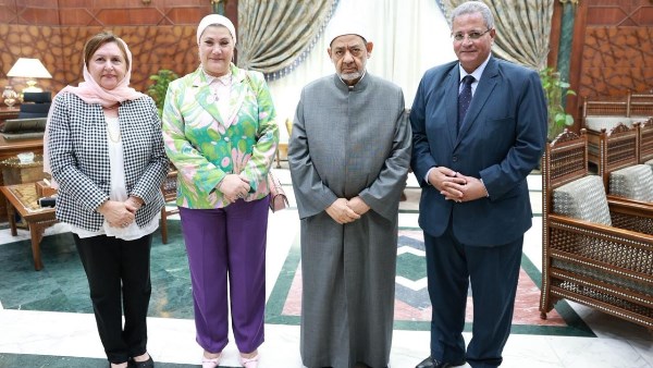 استقبل فضيلة الإمام الأكبر أ.د أحمد الطيب، شيخ الأزهر الشريف، الدكتورة سحر السنباطي، رئيسة المجلس القومي للطفولة والأمومة