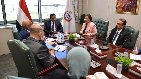 وزير الصحة والسكان يستقبل المدير التنفيذي لمصر بمجموعة البنك الدولي لبحث عدداً من الملفات المشتركة