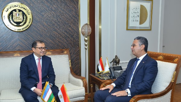 وزير التموين والتجارة الداخلية يستقبل سفير أوزبكستان