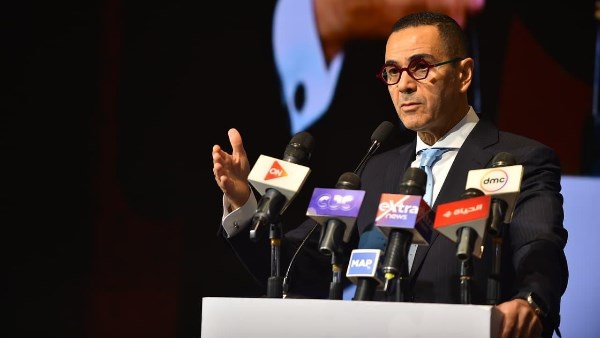 وزير الاستثمار والتجارة الخارجية