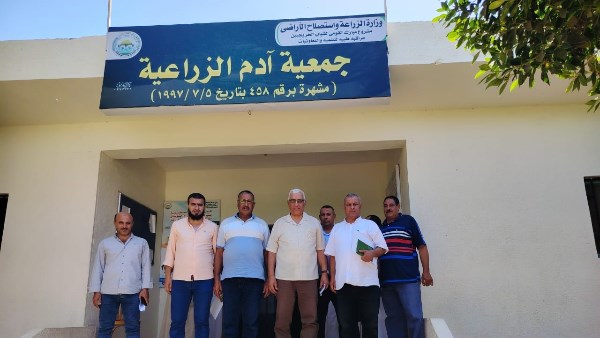  رئيس استصلاح الأراضي يتفقد جمعيات ومزارع قرى الاستصلاح بالنوبارية  