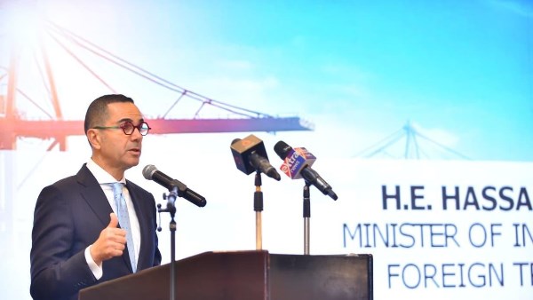  المهندس حسن الخطيب - وزير الاستثمار والتجارة الخارجية