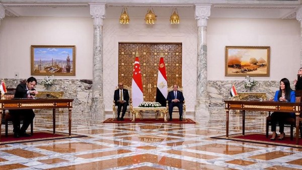 مصر وسنغافورة توقعان اتفاقًا لتعزيز التعاون الاقتصادي المشترك