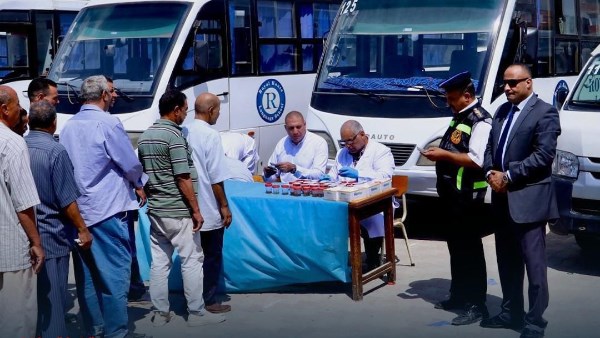 حملات مكثفة على سائقي الحافلات المدرسية