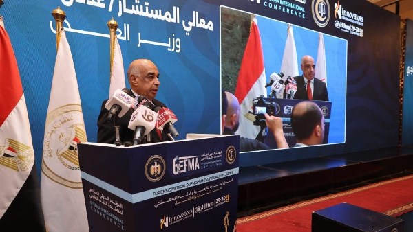 المستشــارعدنان فنجري وزير العدل