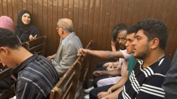 المتهمين 