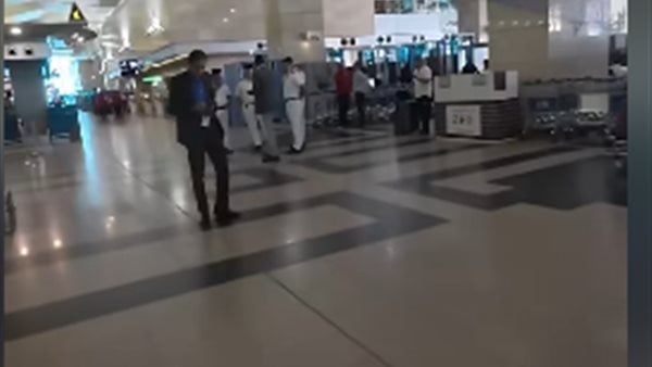 جانب من الفيديو جانب من الفيديو