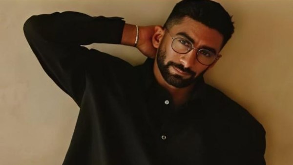 أنس بوخش