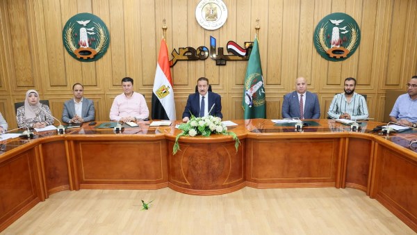 أثناء الاجتماع