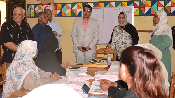 نائب محافظ الأقصر يتفقد المركز الحضارى النوبى 