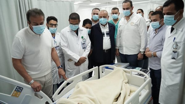 وزير الصحة ومحافظ الأقصر يتفقدون المنشآت الطبية 