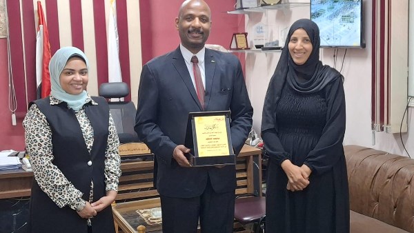 وكيل وزارة التضامن يستقبل فريق رفقاء الخير 